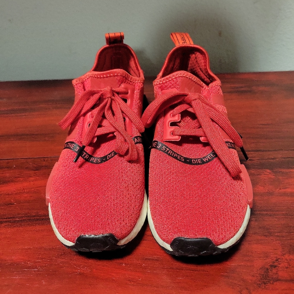 Adidas MND R1